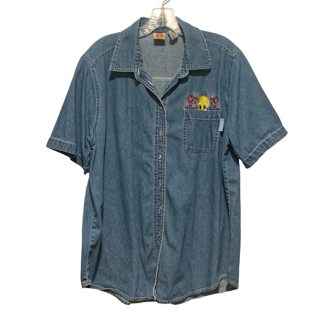 LOONEY TUNES Woman Top 14W / 16W Tweety Embroidered Button Down Chambray Shirt